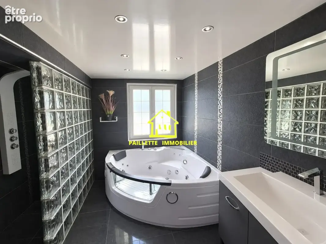 Maison 4 pièces 126 m² à vendre à Fauville-En-Caux (76640) - photo 5