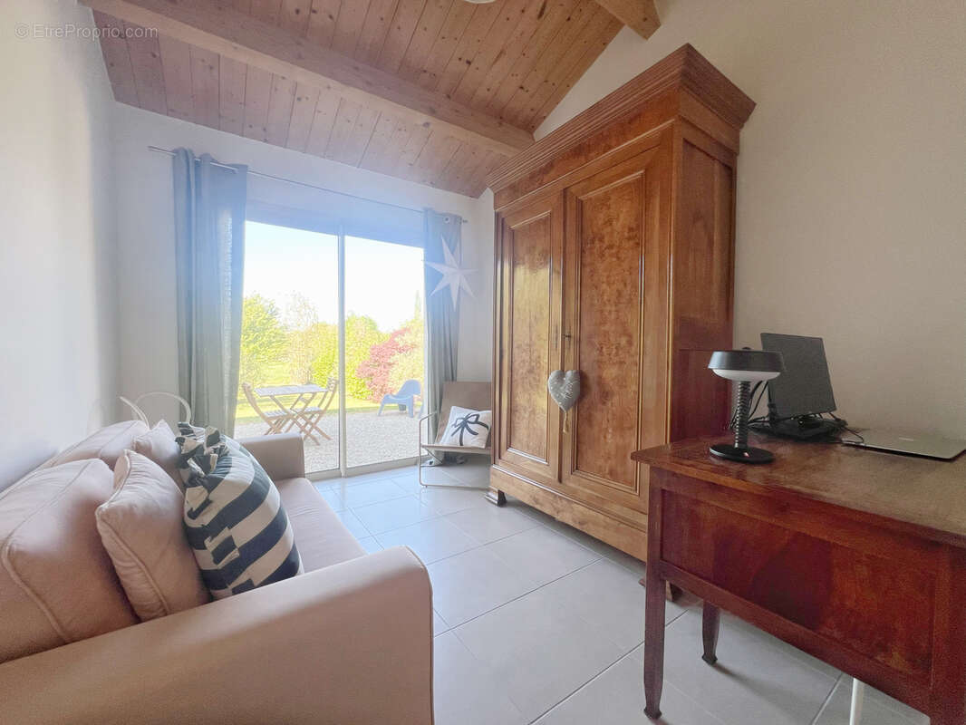 Maison à MAGNE