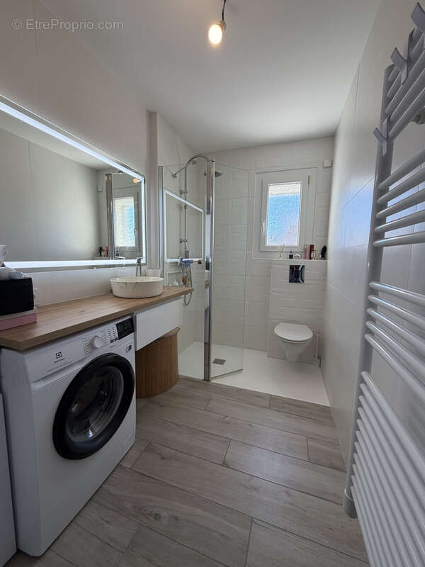 Villa plain pied rénové avec grand garage - photo 6