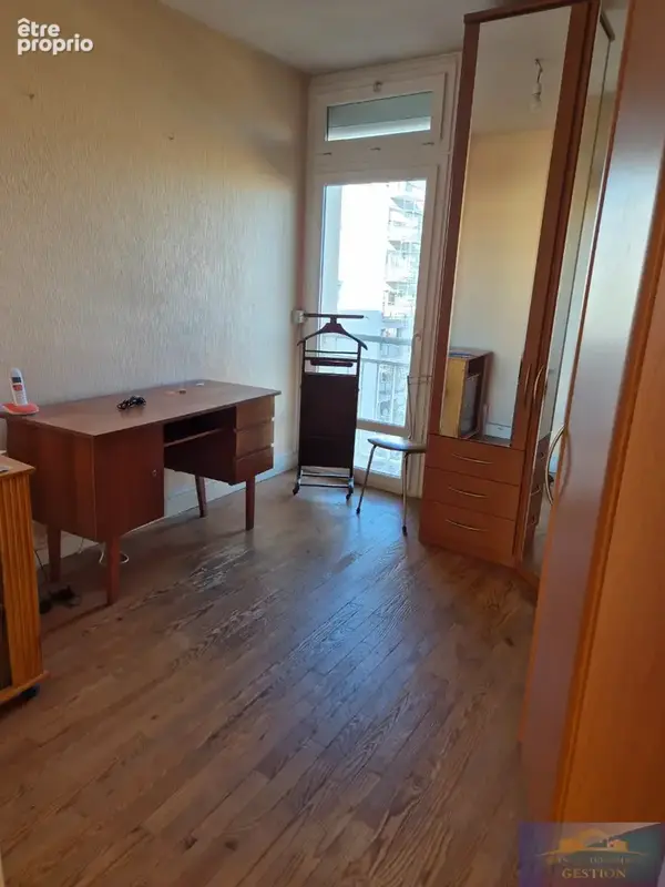Appartement t3 / garage privatif / plein coeur de la ville - photo 9