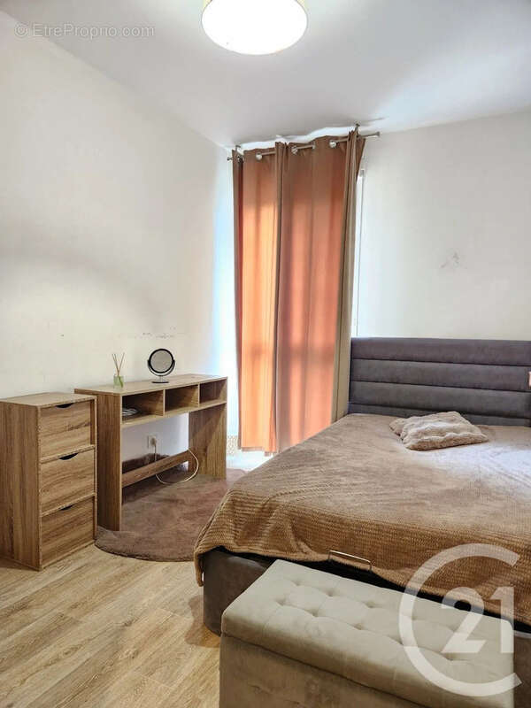 Appartement à BRON