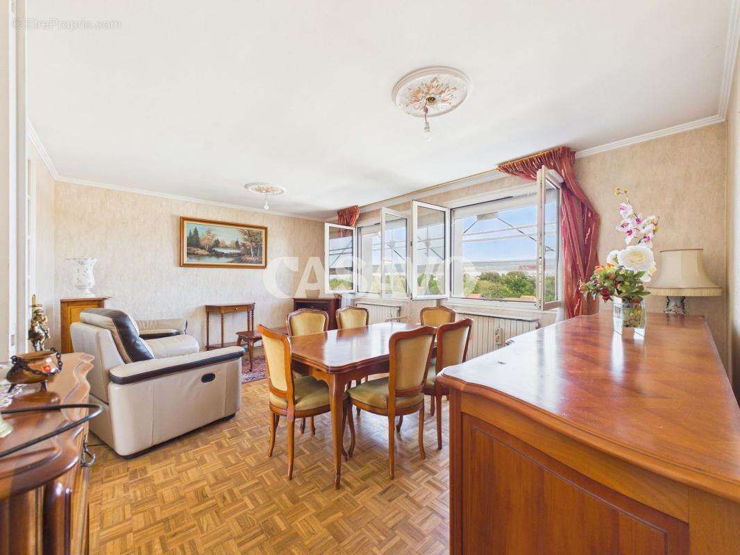 Appartement à CHAMPIGNY-SUR-MARNE