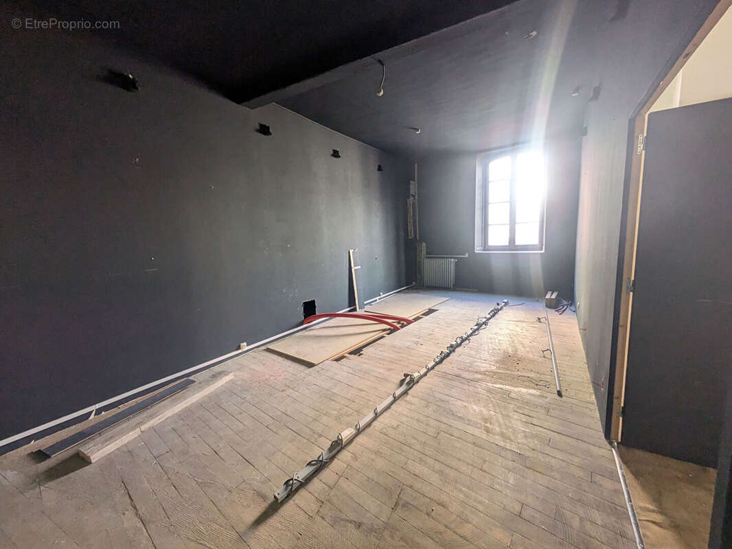 Appartement à FOUGERES
