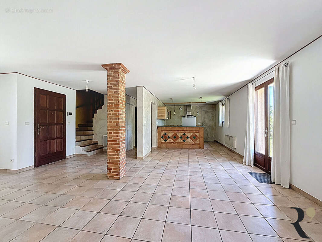 Maison à SAINT-ORENS-DE-GAMEVILLE