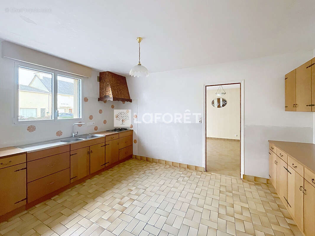 Maison à LES FOUGERETS