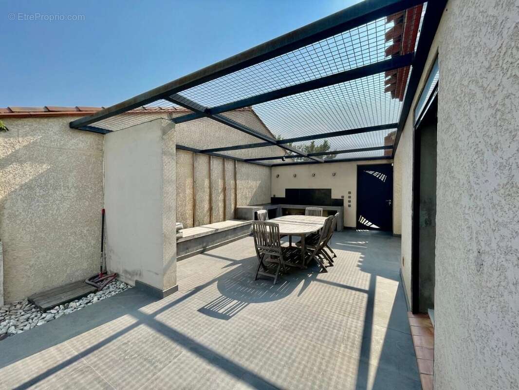 Nouveau ! Tres belle Villa F5 + Piscine ! - photo 11