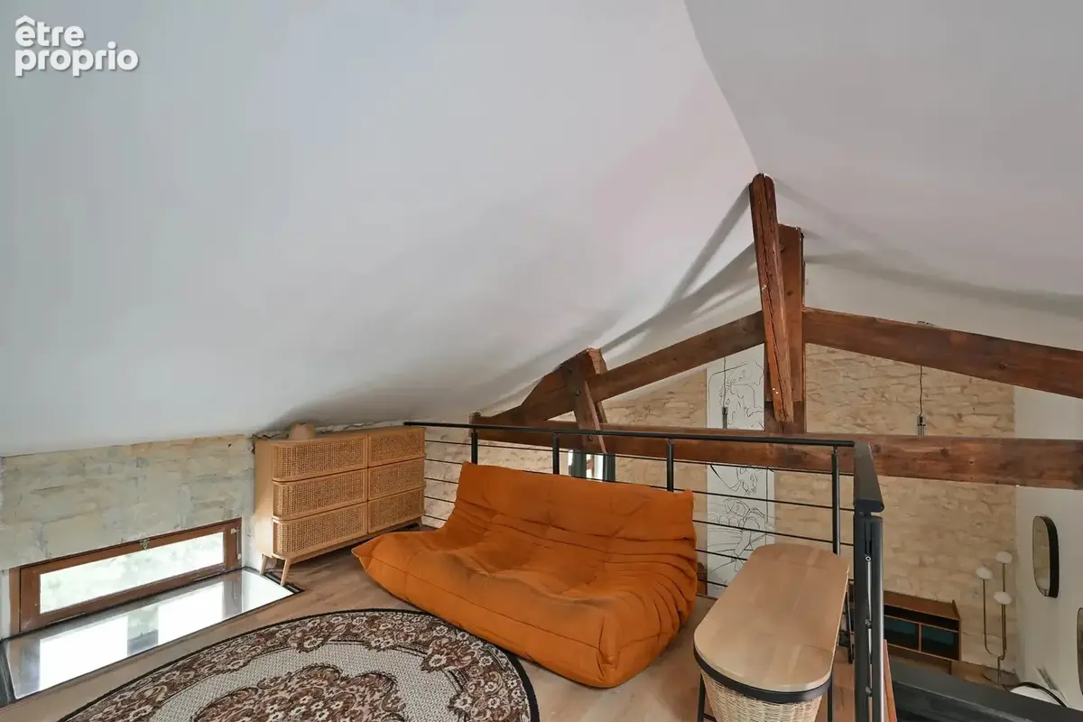 EXCLUSIVITÉ – Exceptionnel appartement esprit LOFT avec terrasse en centre historique d'Arles - photo 12