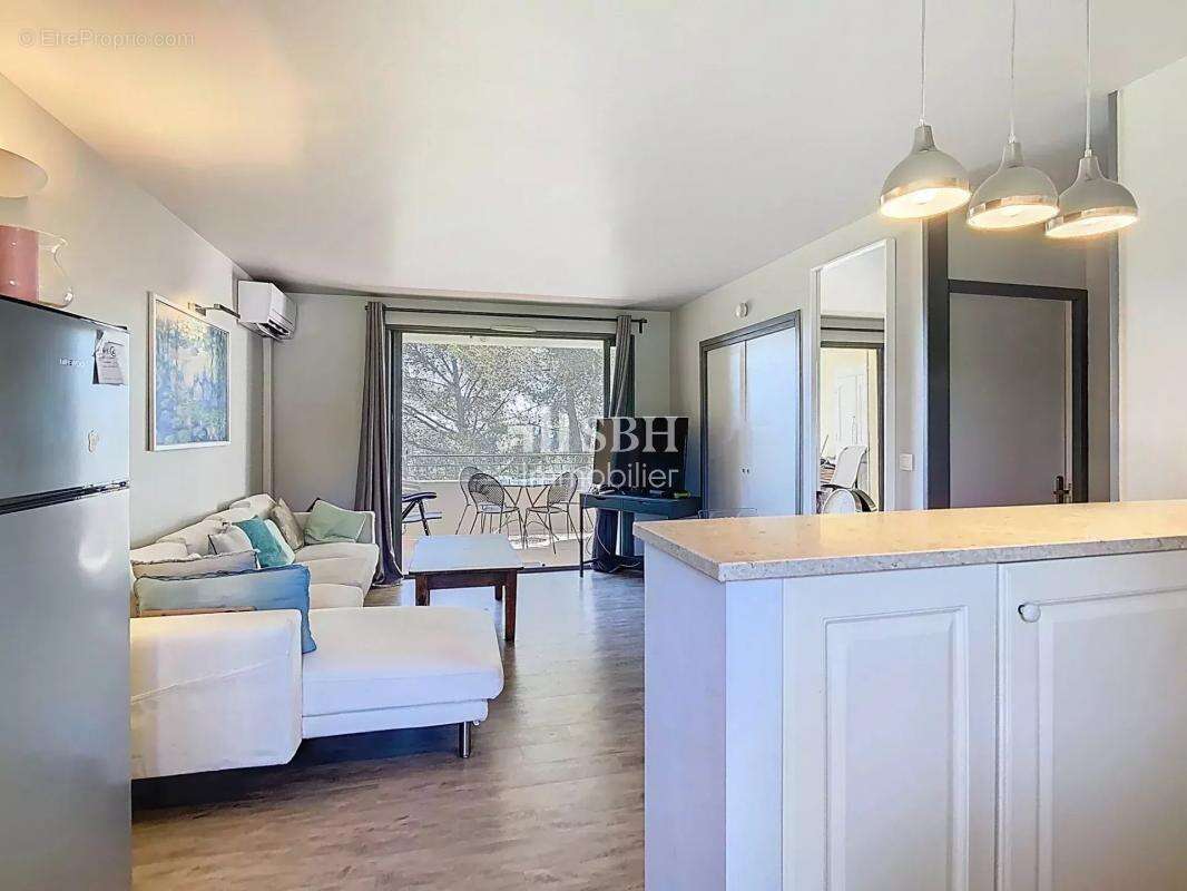 Appartement à SAUMANE-DE-VAUCLUSE