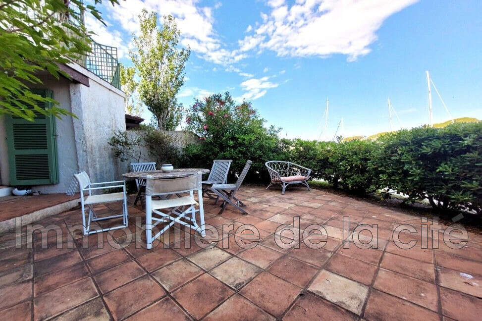 Appartement à GRIMAUD