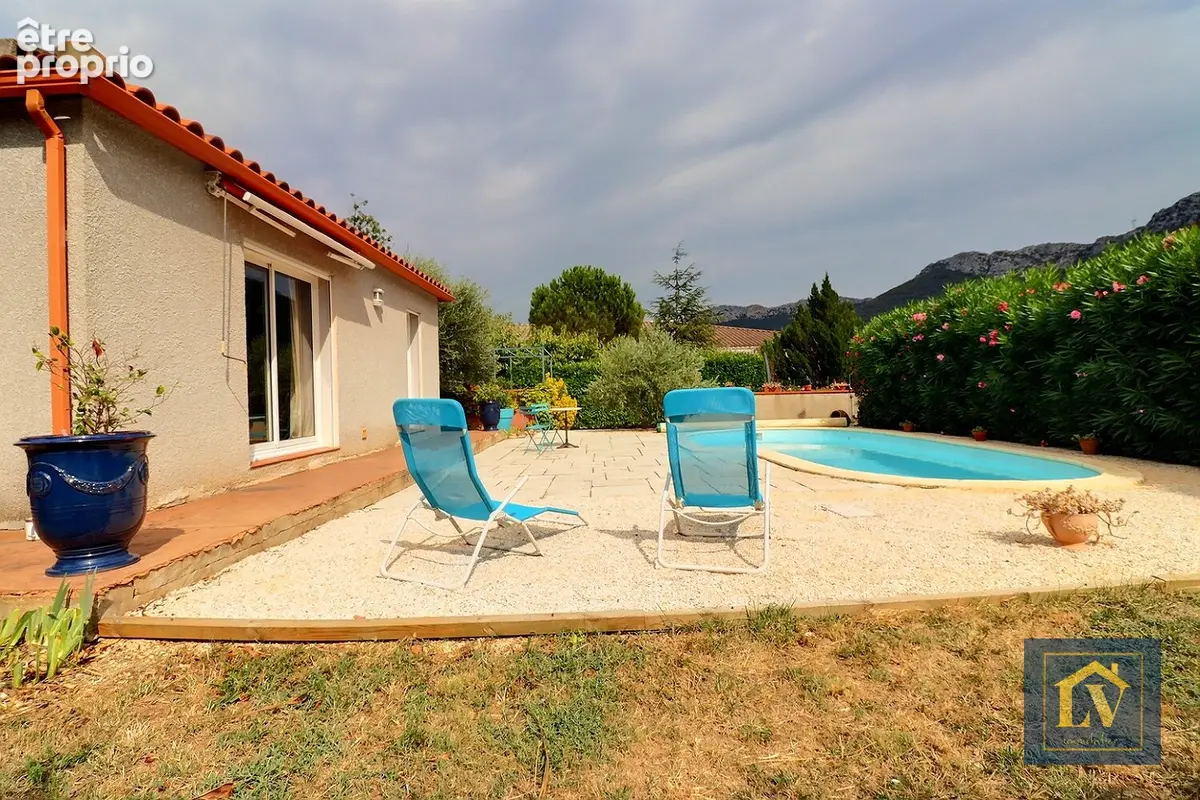 A vendre villa plain pied 5 pièces avec garages, jardin et piscine - photo 5