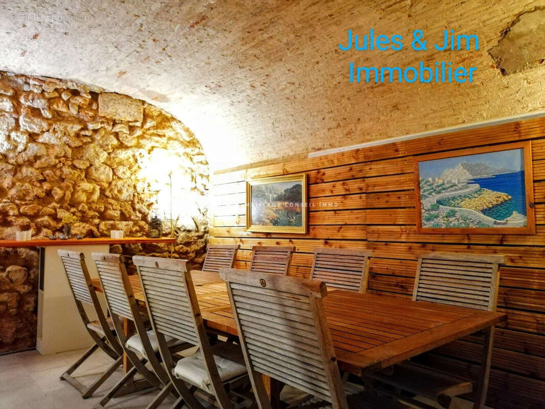 Appartement à MARSEILLE-5E