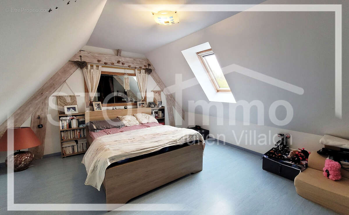 Maison à ESTREELLES