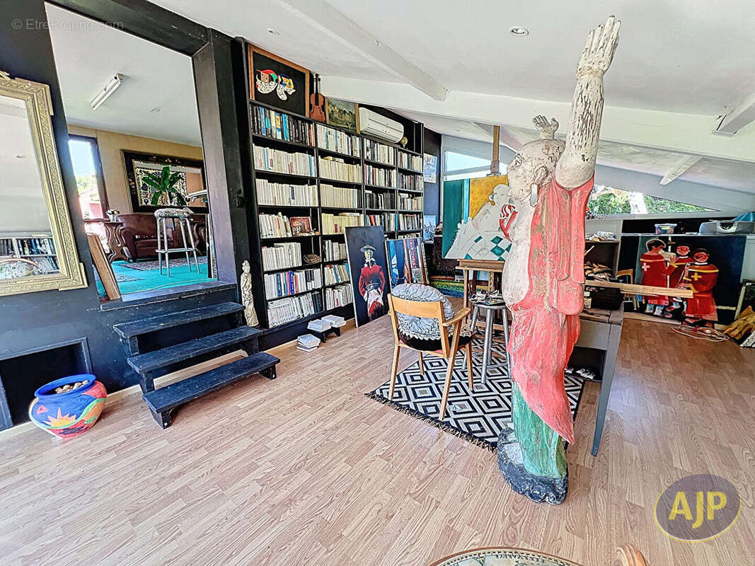 Maison à LE MAY-SUR-EVRE