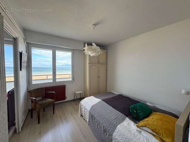 Appartement à VARAVILLE