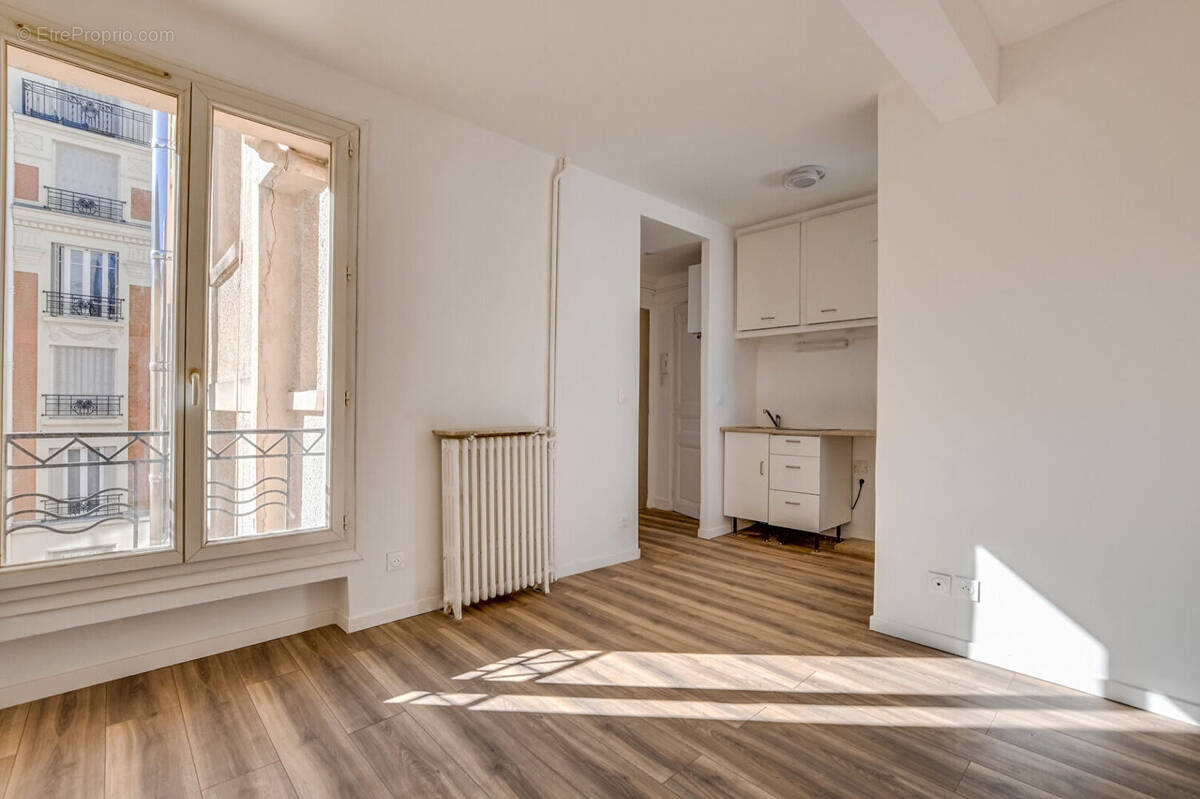 Appartement à PARIS-19E