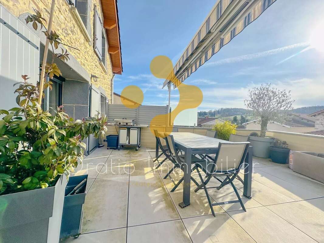 Maison à SAINT-MARTIN-EN-HAUT