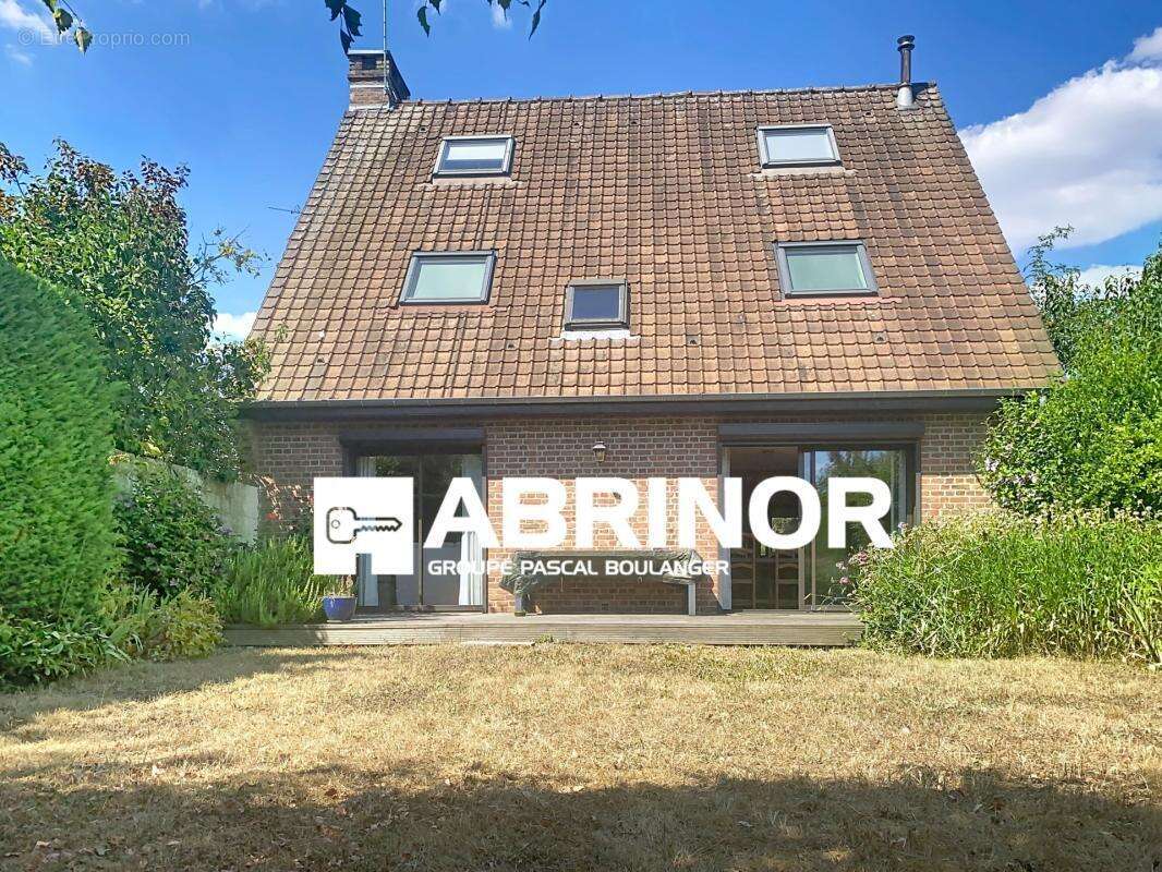 Maison individuelle - 3 chambres + bureau-mezzanine-cave-jardin-garage - photo 7