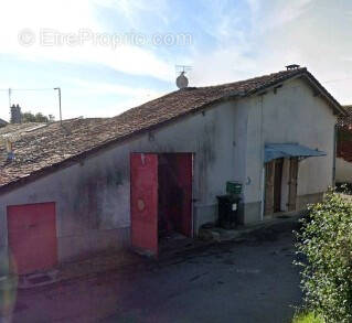 Maison à MEZIERES-SUR-ISSOIRE