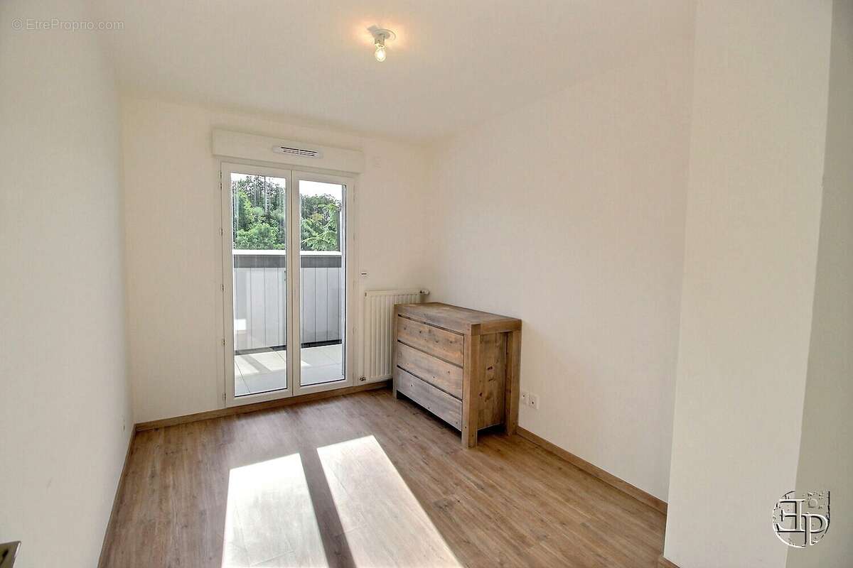 Appartement 77 m² à Saint-Julien-En-Genevois  - photo 10