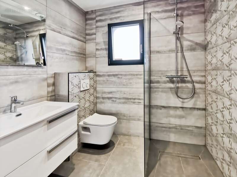 Appartement à NEUVECELLE