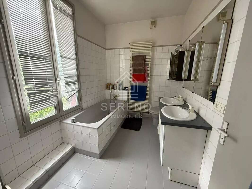 Maison à MONTREUIL