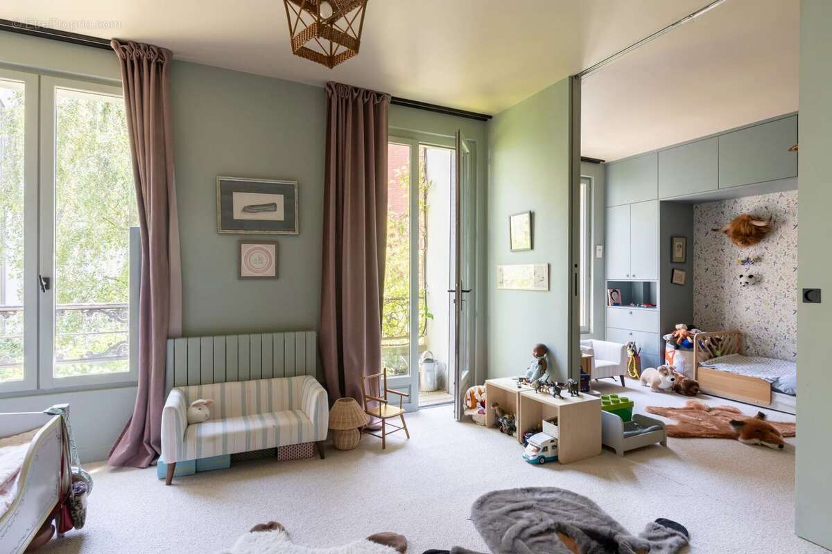 Maison à PARIS-20E