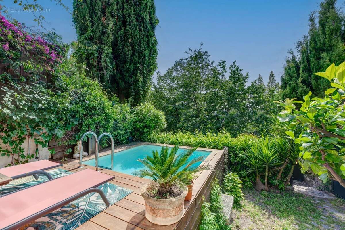 Maison à CAGNES-SUR-MER