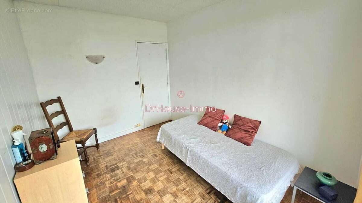Appartement 93 m² à Trappes  - photo 5