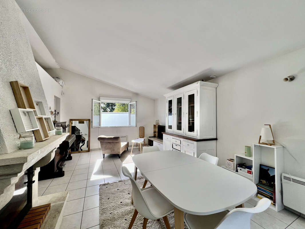 Maison à MARCOUSSIS