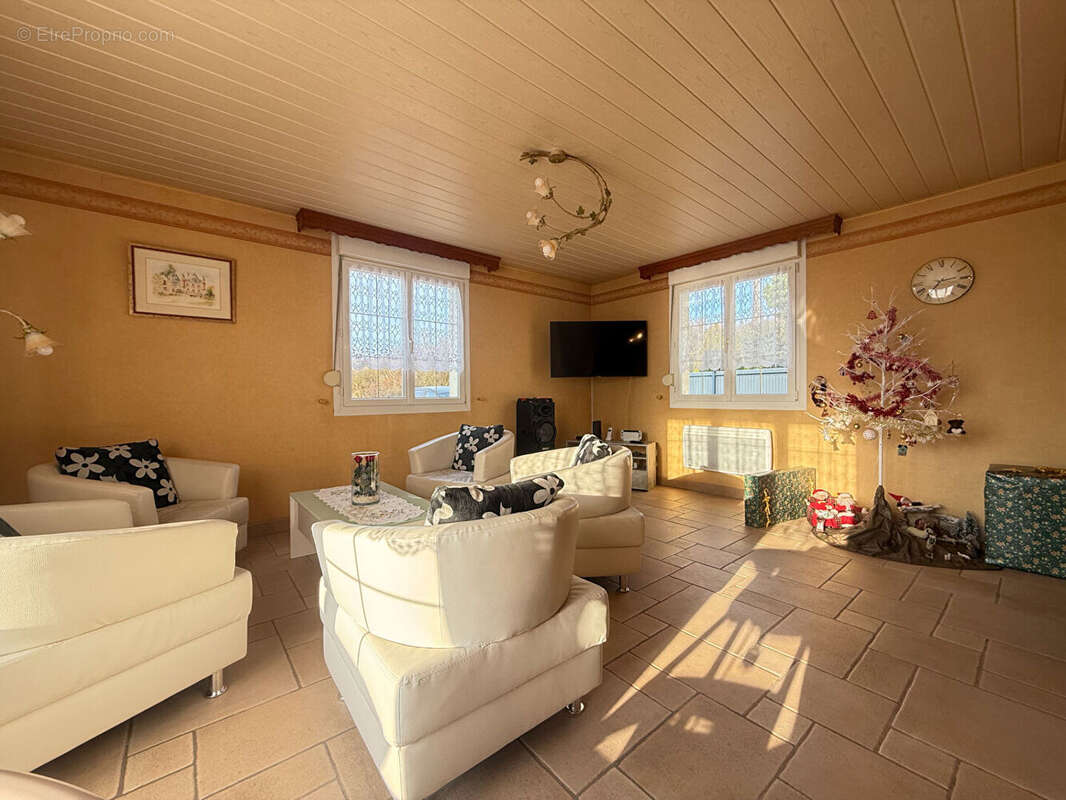 Maison à VARANGEVILLE