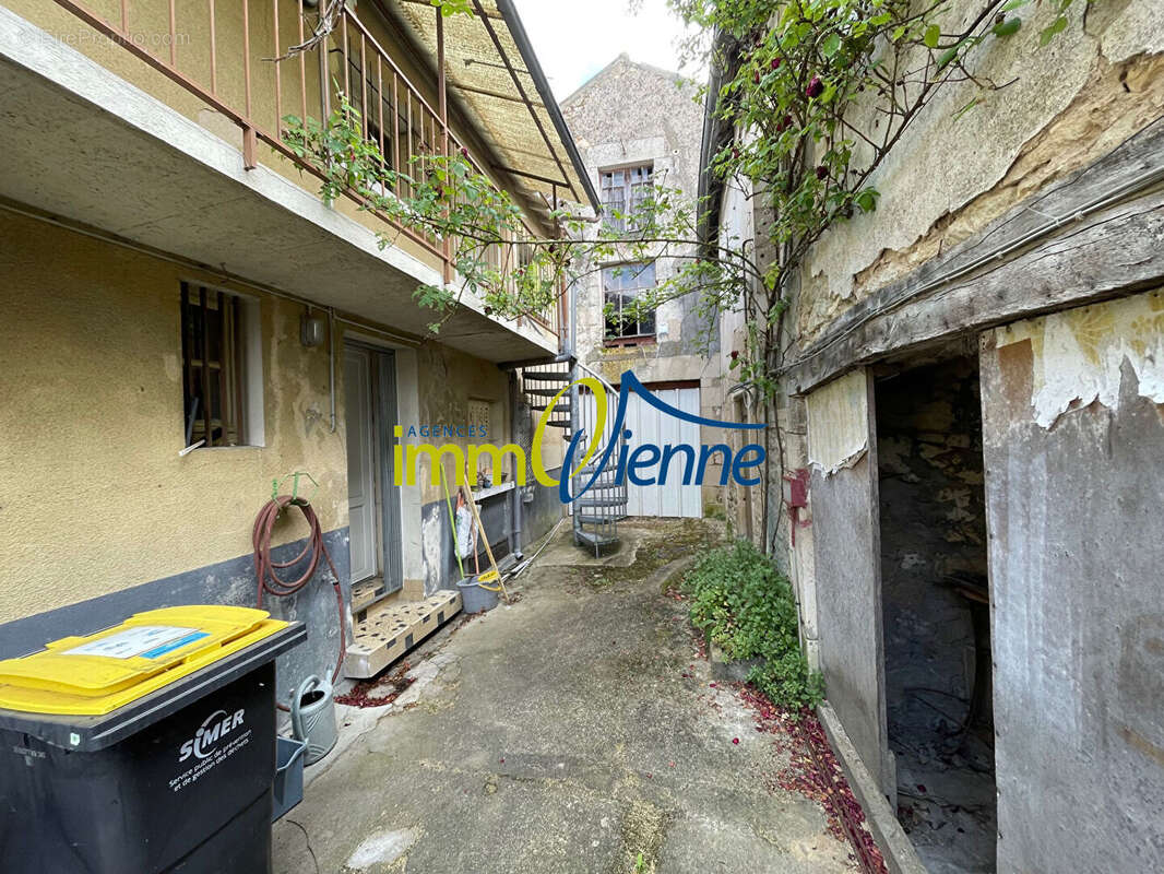 Appartement à VALDIVIENNE