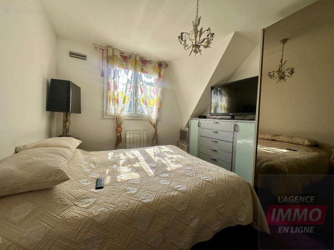 Maison 189 m² à Drancy  - photo 7