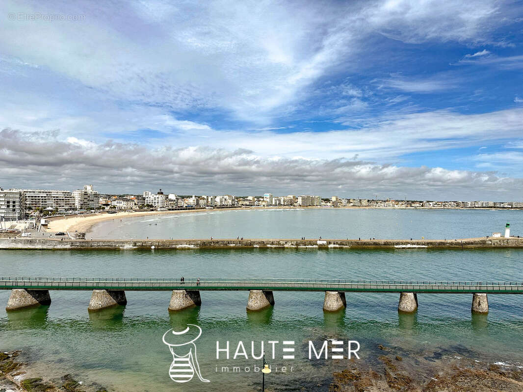 BLEU - Spacieux appartement au panorama exceptionnel - photo 12