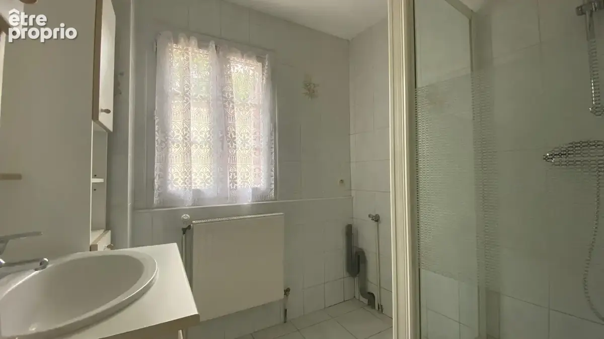 Maison 3 pièces avec grand jardin et dépendances - photo 5