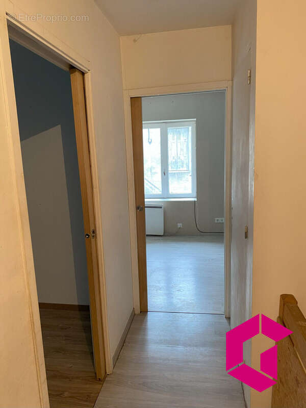 Maison à LA SEAUVE-SUR-SEMENE