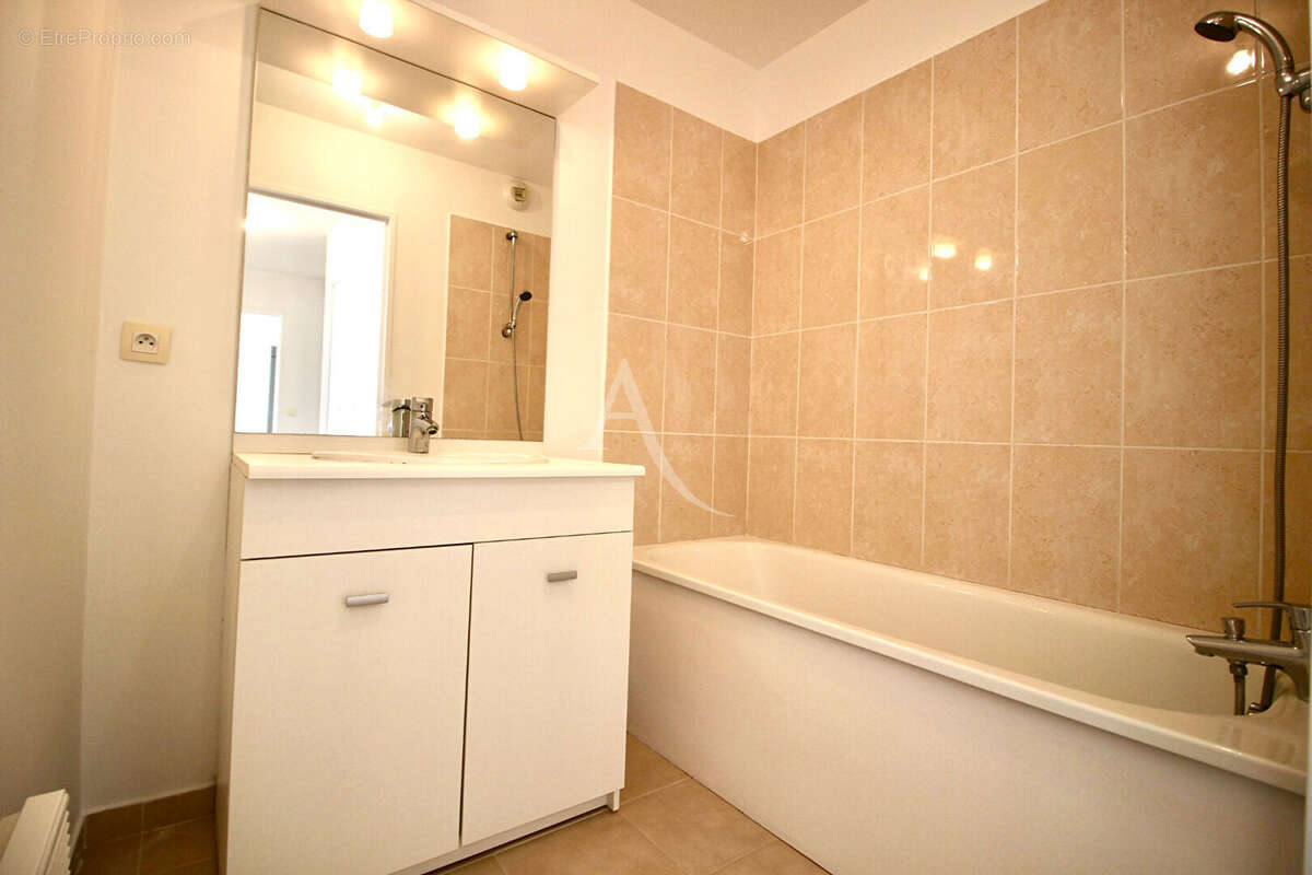 Appartement à NANTEUIL-LE-HAUDOUIN