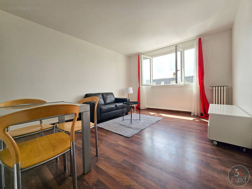 Appartement à FONTENAY-SOUS-BOIS