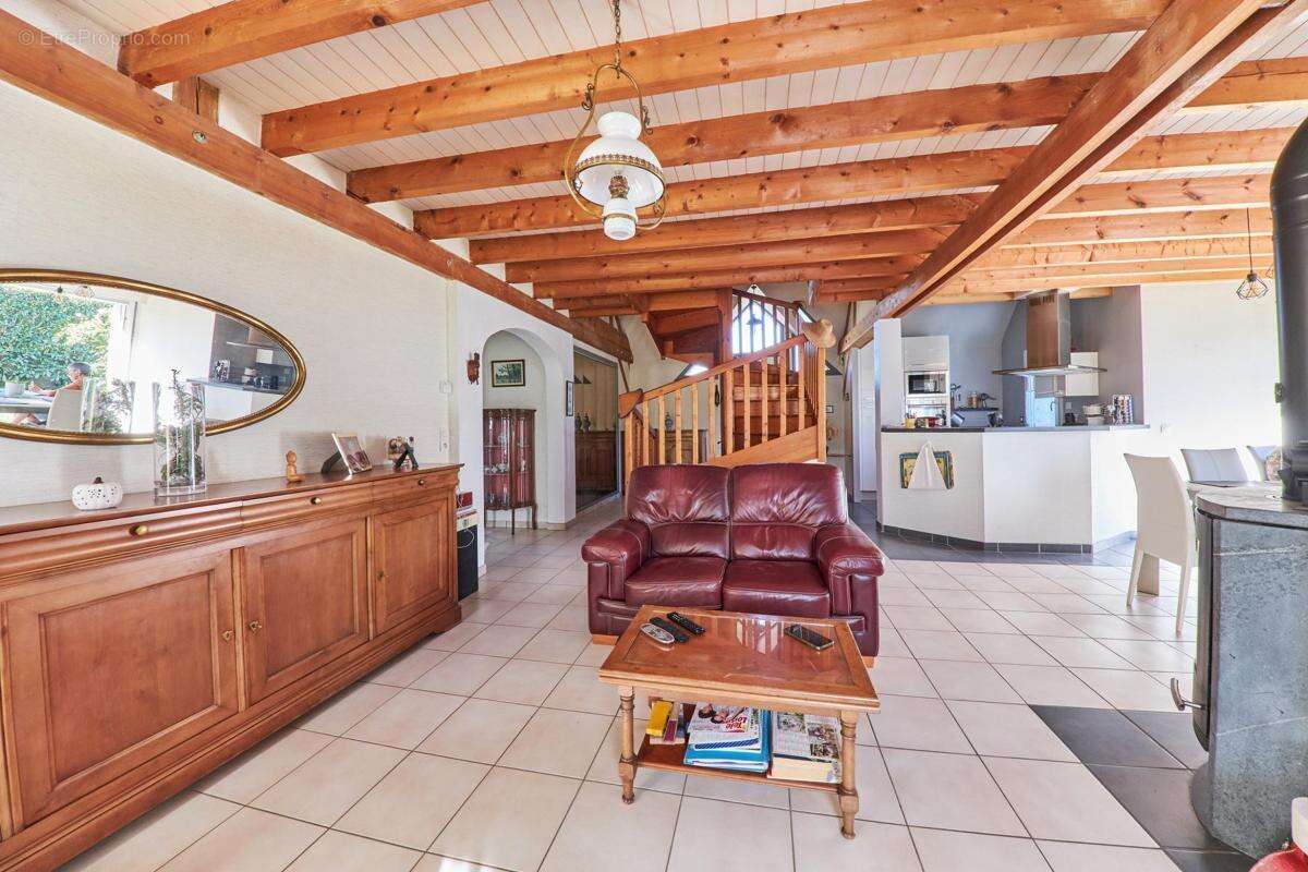 Maison à MOZE-SUR-LOUET