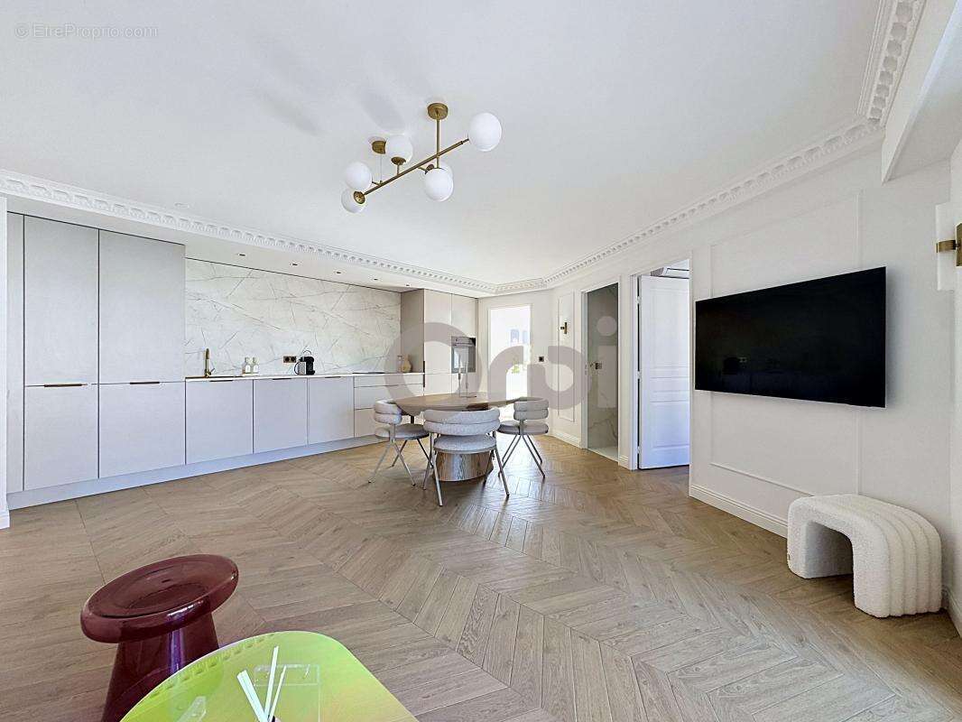 Appartement à SAINT-RAPHAEL