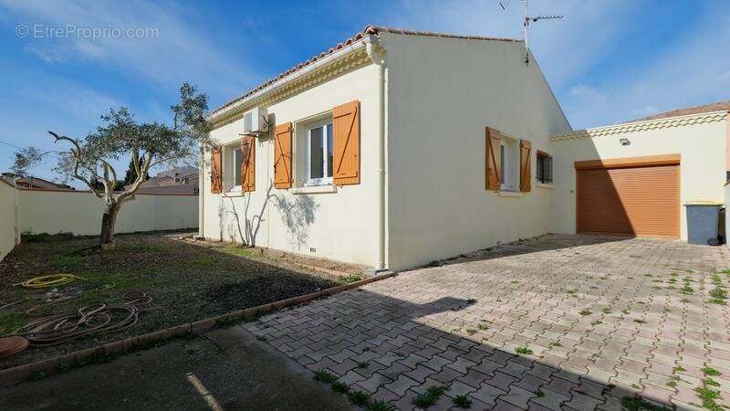 Maison à SAUVIAN