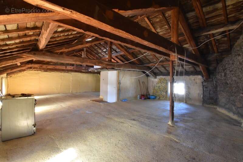 Appartement à TENCE