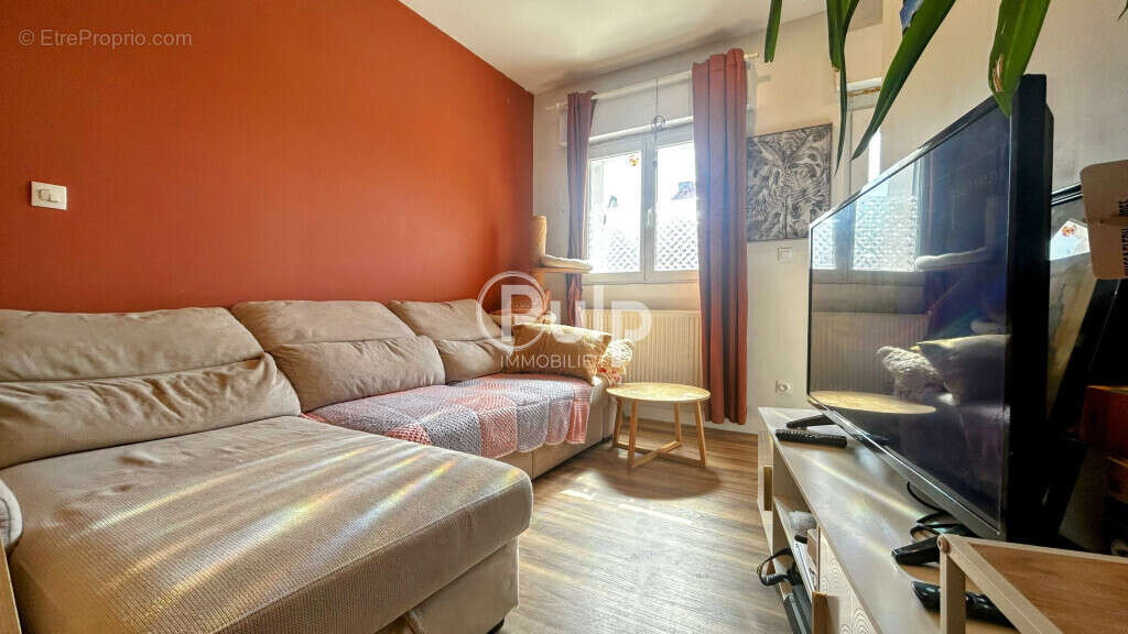 Maison à COURRIERES