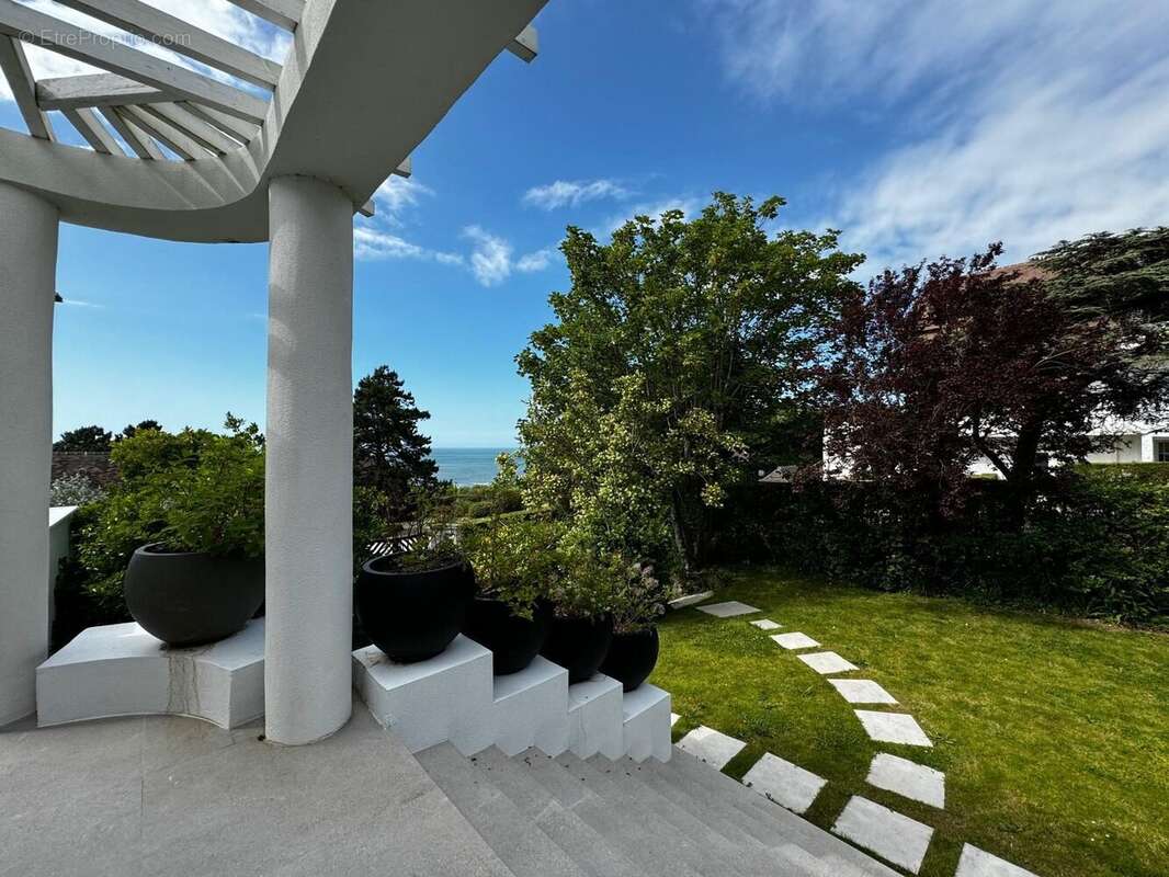 Maison à BENERVILLE-SUR-MER