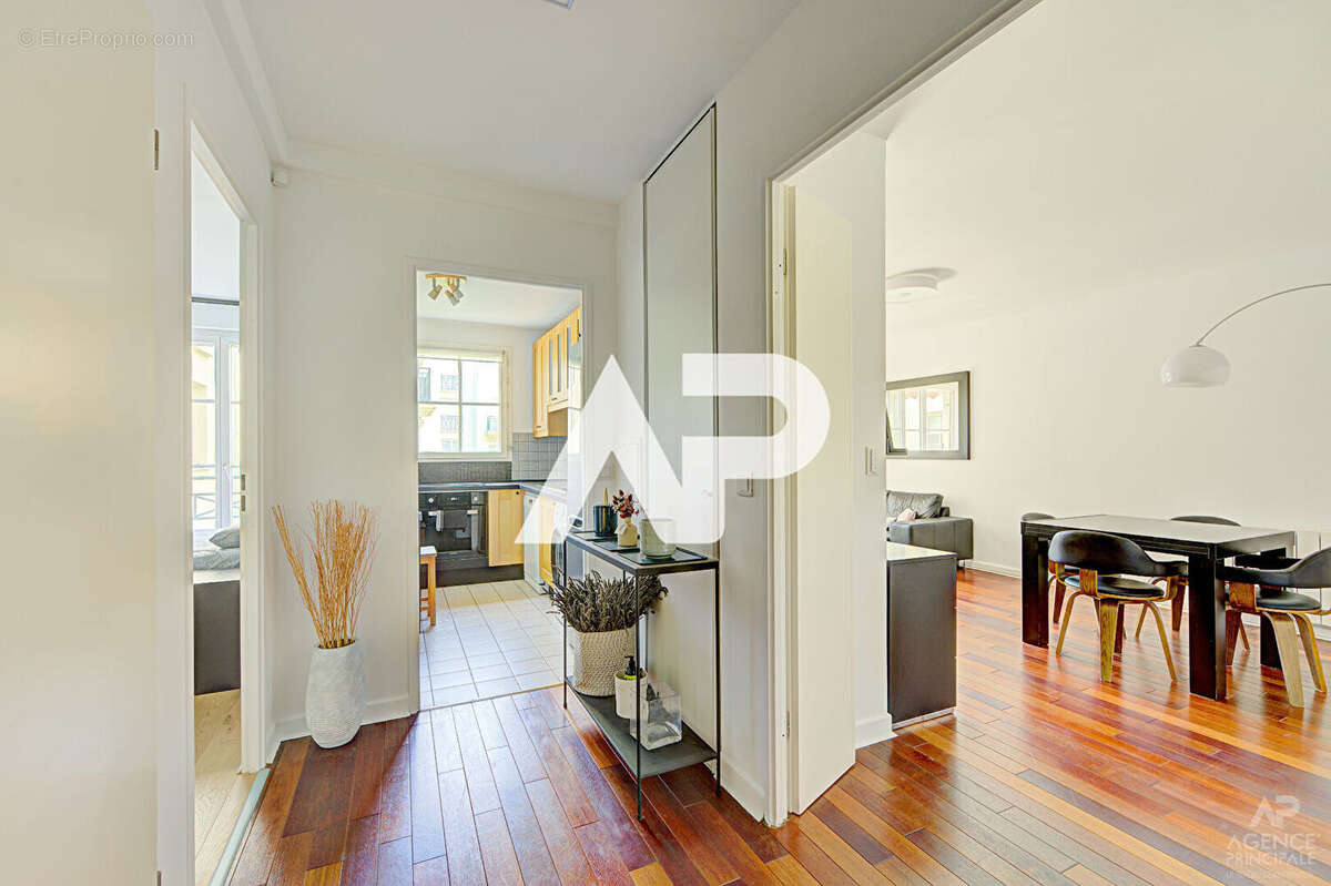 Appartement Rueil Malmaison 3 pièce(s) 82.49 m2 - photo 8