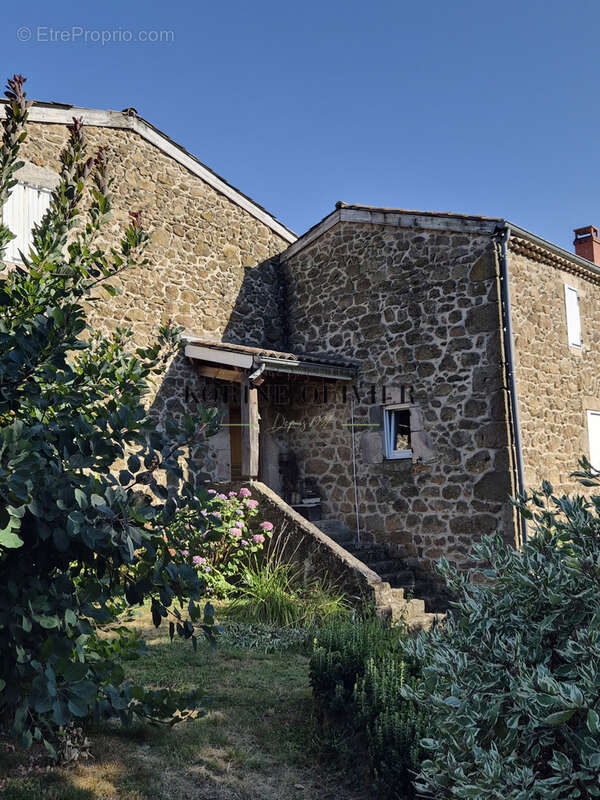 Maison en pierre de caractère   215 m2 Vue Ardèche - photo 15