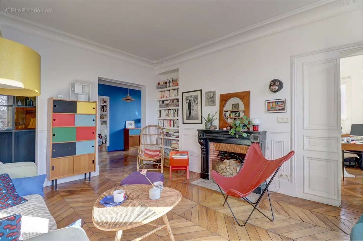 Appartement à PARIS-18E