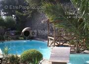 Commerce à MONTREDON-DES-CORBIERES