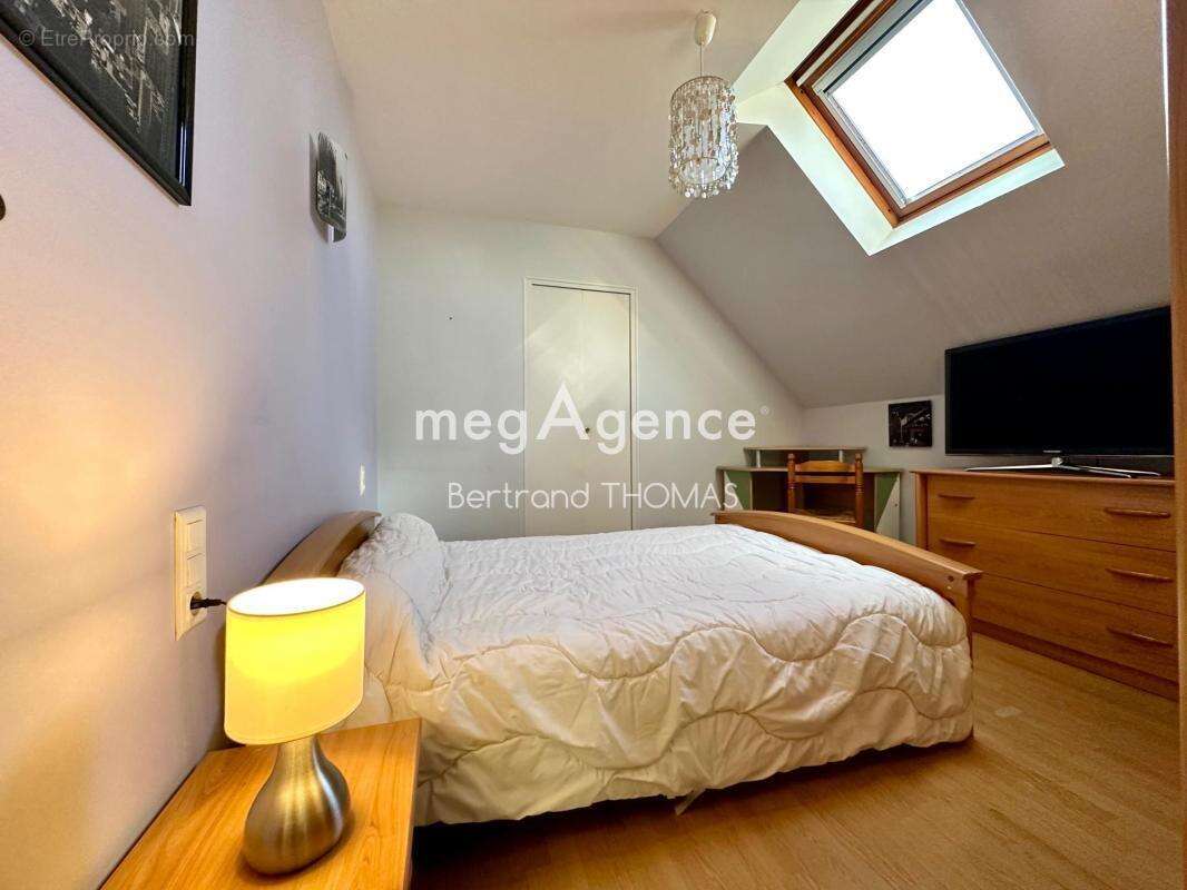 Longére avec dépendances sur 10149 m2 - photo 7