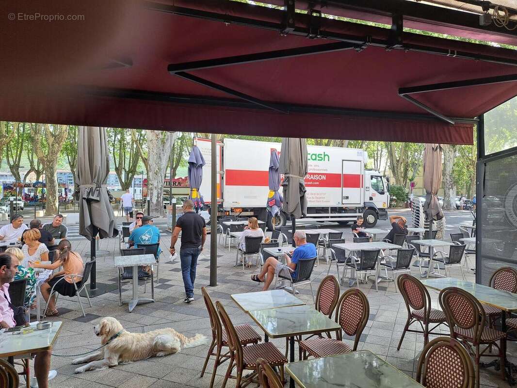 Photo 4 - Commerce à TOURNON-SUR-RHONE