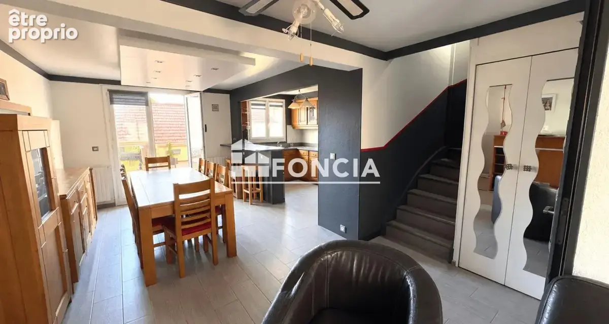 Maison familiale 106.95 m² avec terrasse et garage à Roissy-en-France - photo 1